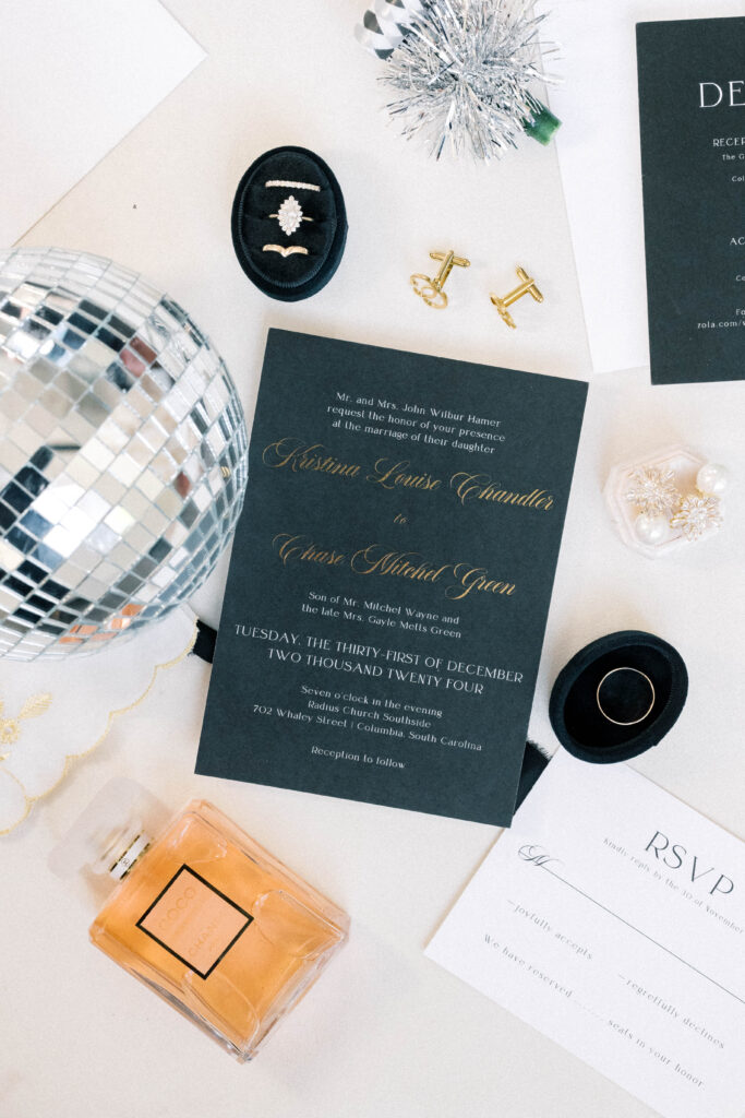 Columbia South Carolina wedding photographer | flat lay of wedding details with rings and jewelry