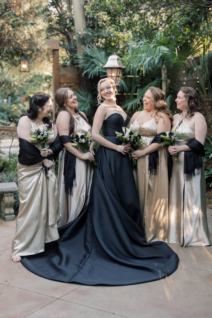 south carolina photographer | bride with bridesmaids