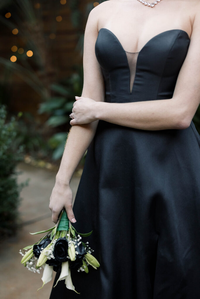 south carolina photographer |  bride in black gown holding bouquet